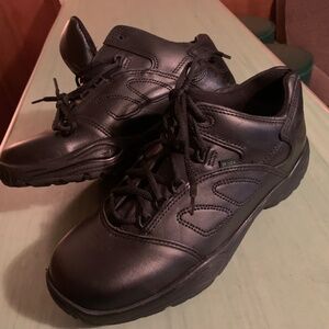 NEW Mens Reebok CP8101 Postal Black Athletic Work Shoes  Size 11 Wide